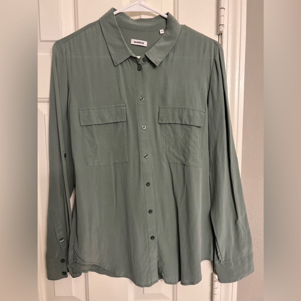 MARCS shirt. 100% silk. Green. Australia Size 12= US 6-8，never wear.